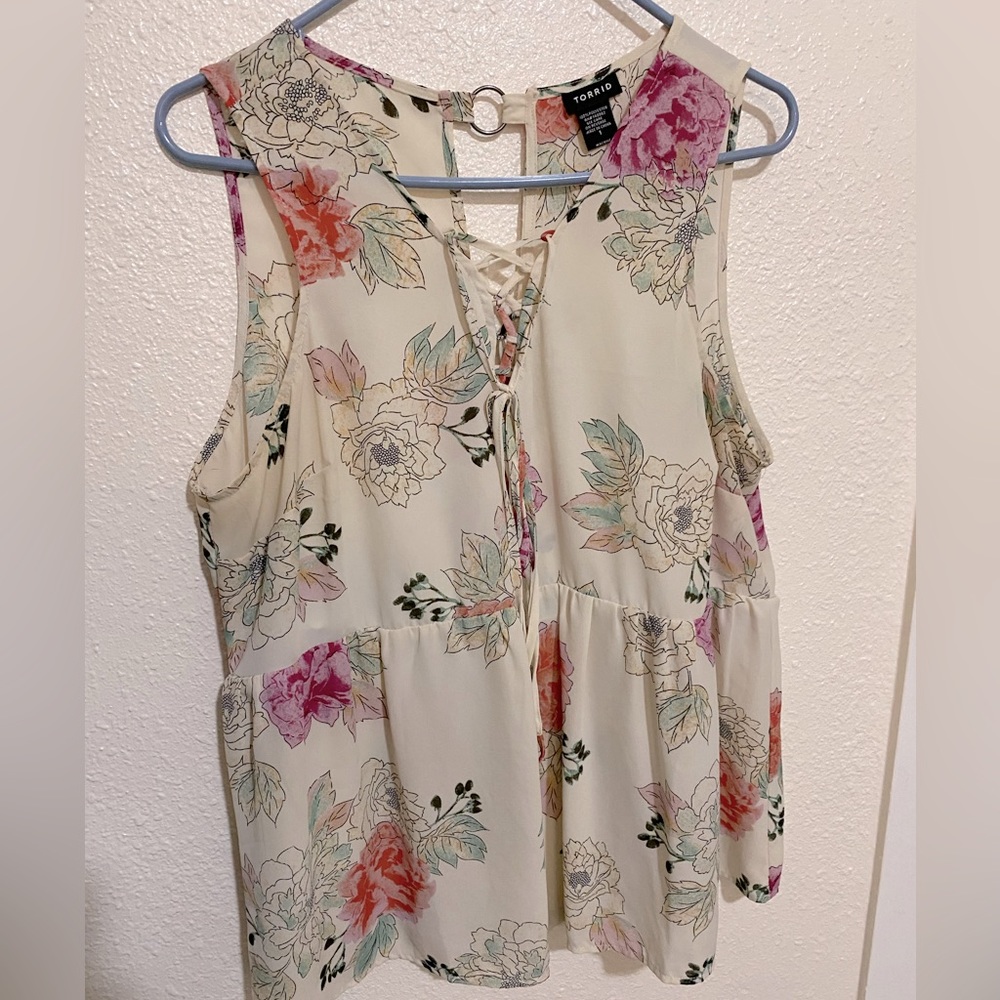 Blouse, sleeveless, floral, empire waist